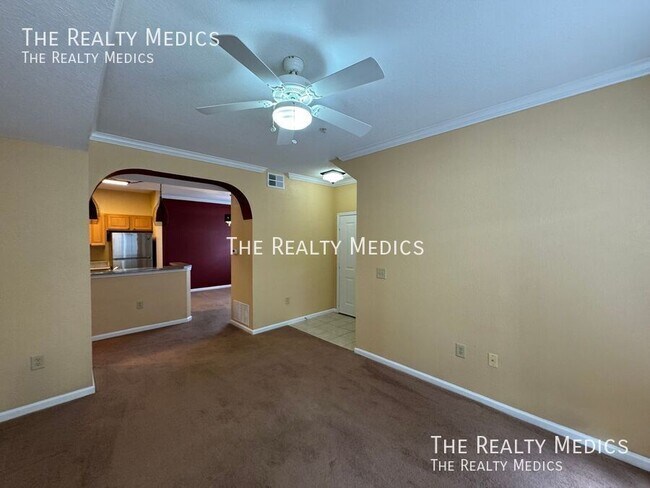 Building Photo - 11802 Meadow Branch Dr