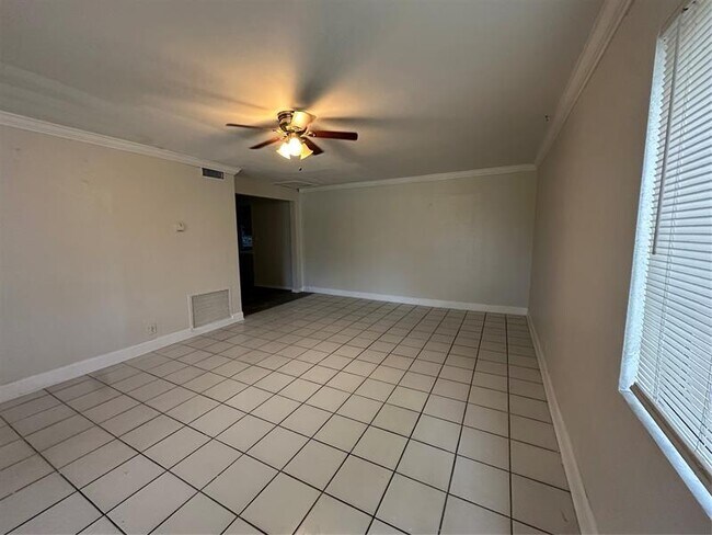 Foto del edificio - 146 SW 12th Ave