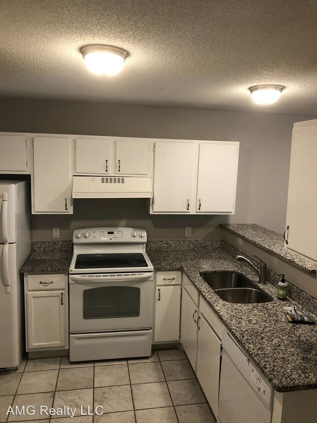 Foto principal - 2 br, 1.5 bath House - 1835 Vintage Road