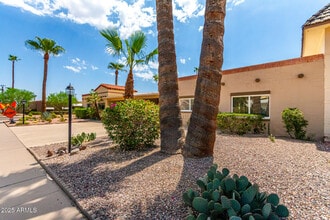 Building Photo - 7525 E Mariposa Dr