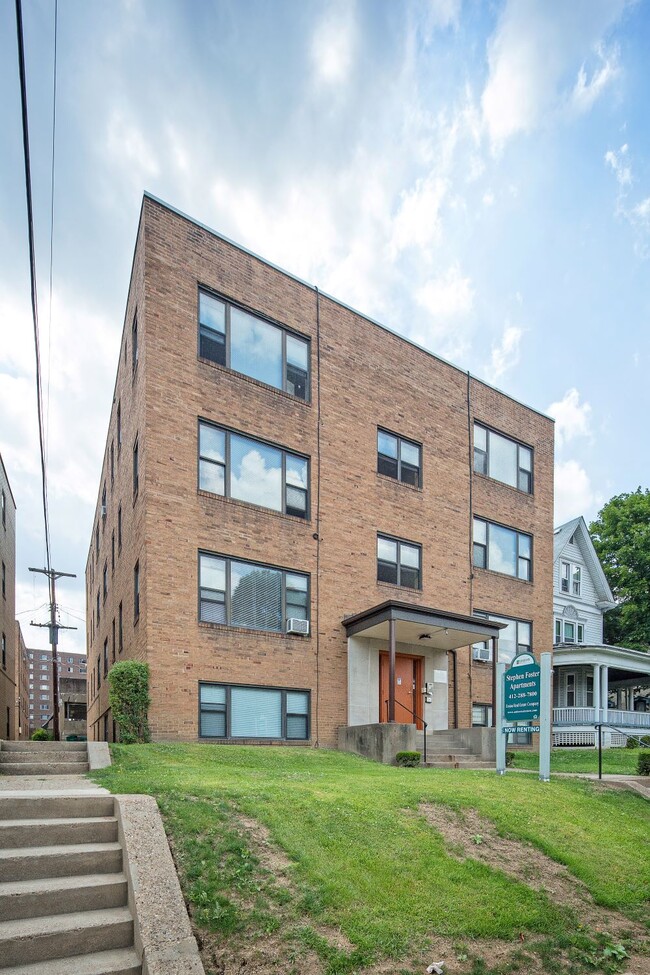 Building Photo - Stephen Foster