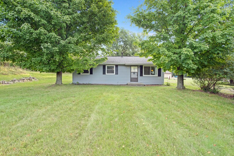 Primary Photo - 5015 Oak St