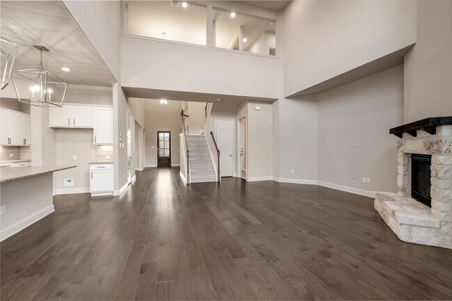 Foto del edificio - 8023 Platinum Ct