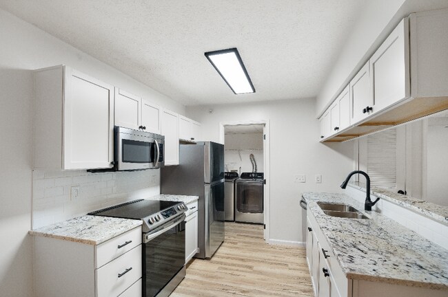 Building Photo - 3181 Preserve Ln