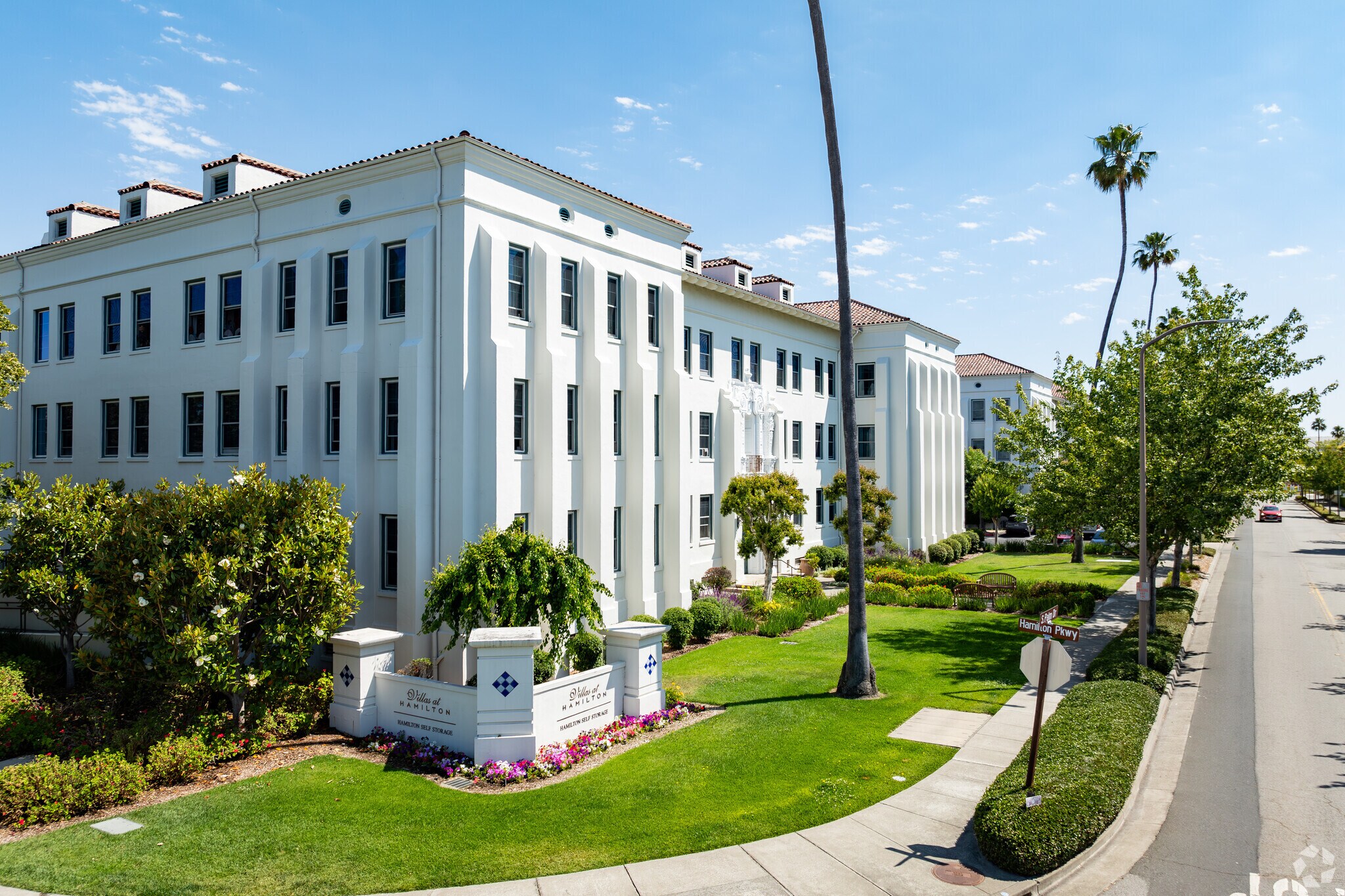 Villas at Hamilton Senior Apts