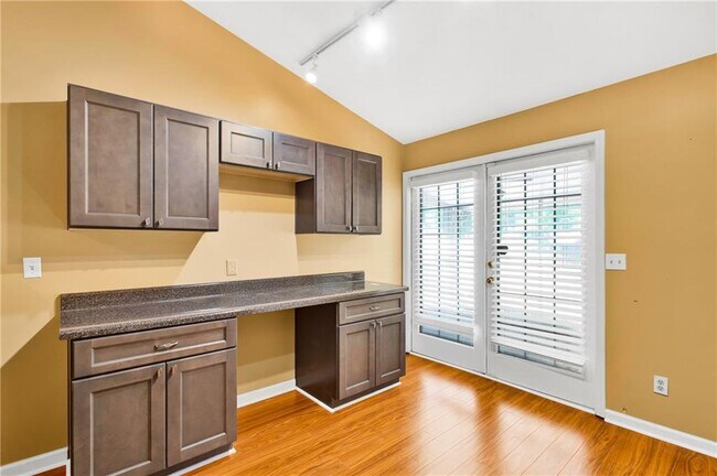 Foto del edificio - 2755 Janet St