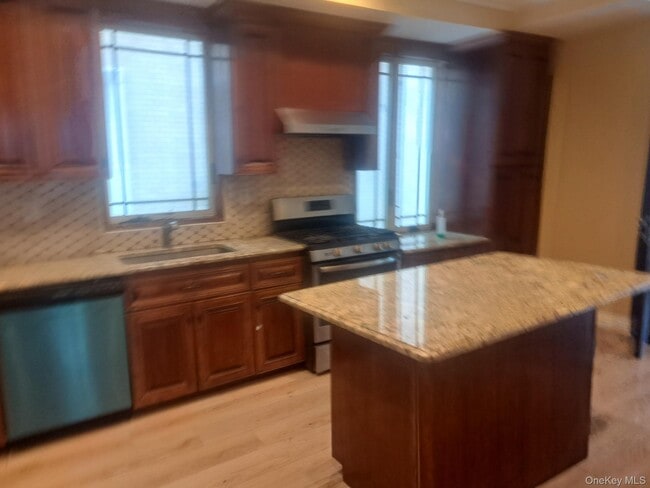 Foto del edificio - 121-14 149th Ave