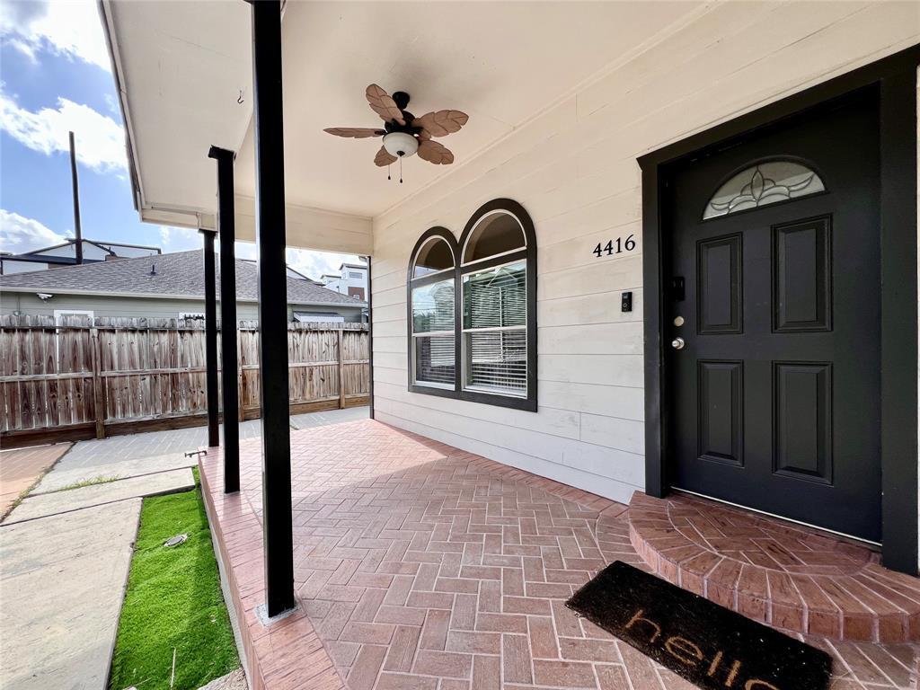 Foto principal - 4416 Spencer St