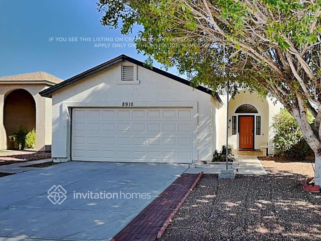 Primary Photo - 8910 W Vale Dr