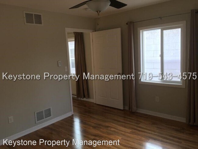 Foto del edificio - 2 br, 1 bath House - 1234 Pine Street