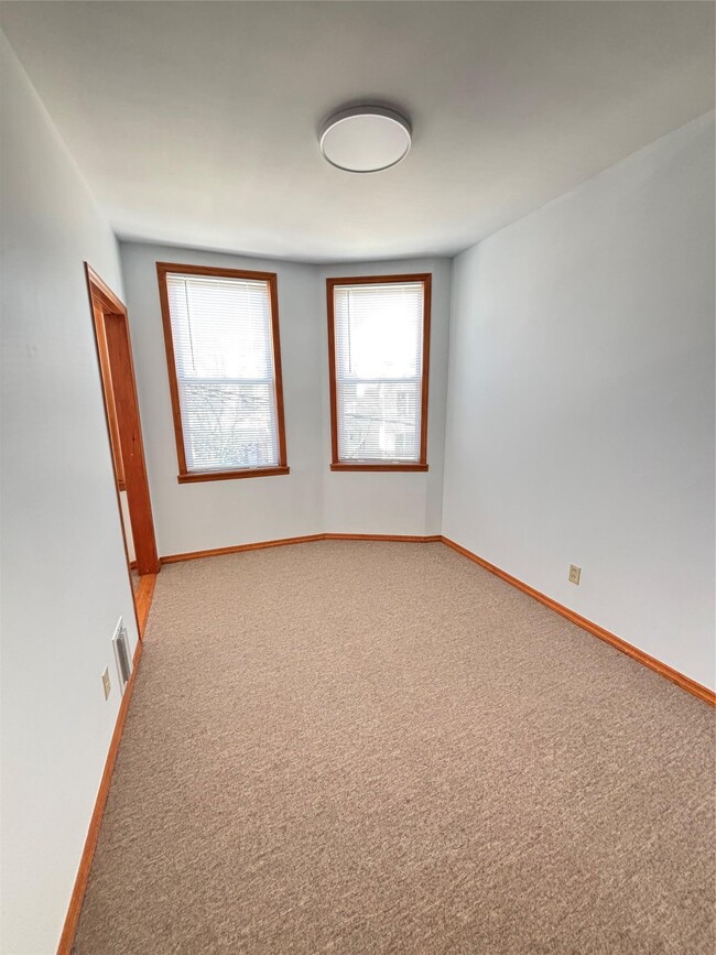 Building Photo - 57-51 64th St