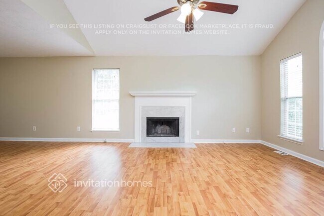 Building Photo - 220 Bethel Dr