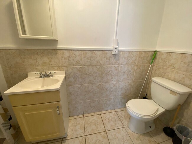 Foto del edificio - 725 Washington St