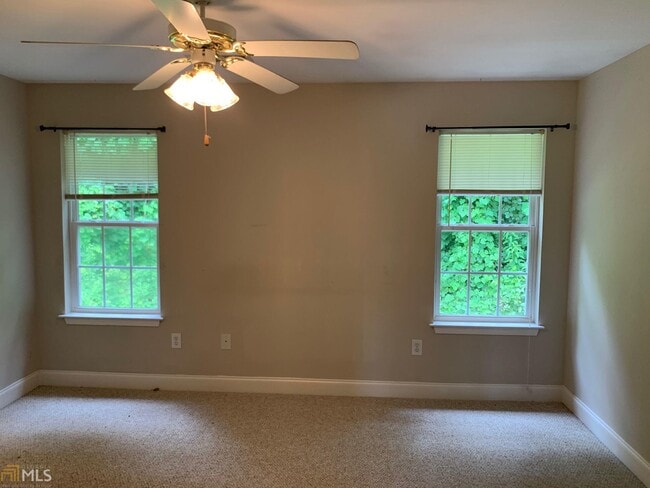 Building Photo - 106 Cane Creek Commons Dr
