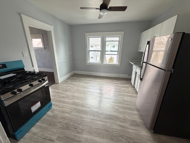 Building Photo - 12614 Forest Ave