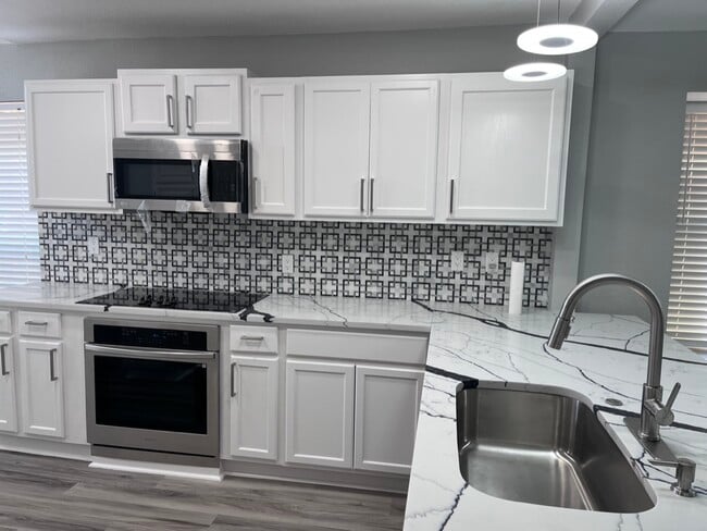 Photo - 6820 Douglas Creek House