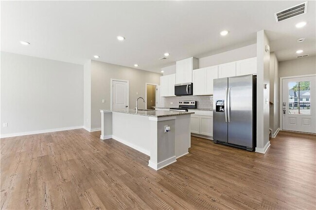 Photo - 1905 Westwind St Townhome