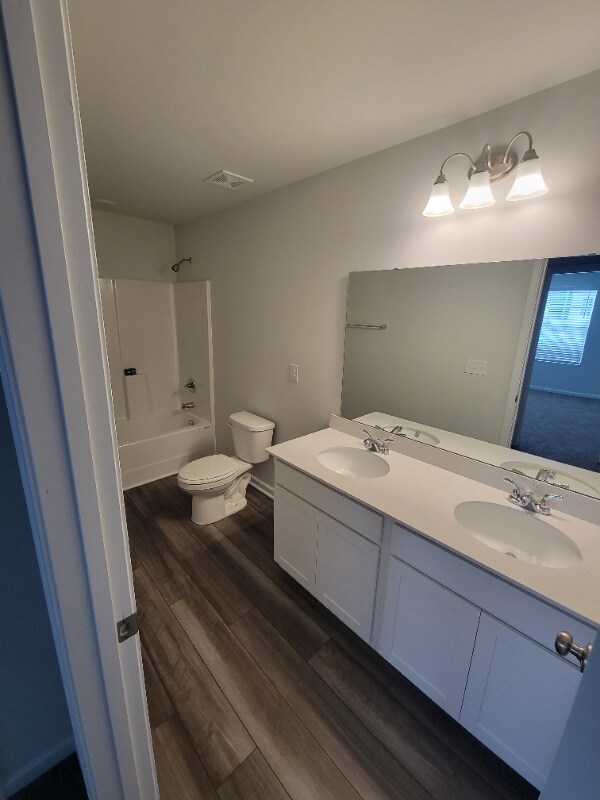 Foto del edificio - 617 Dundee Ct