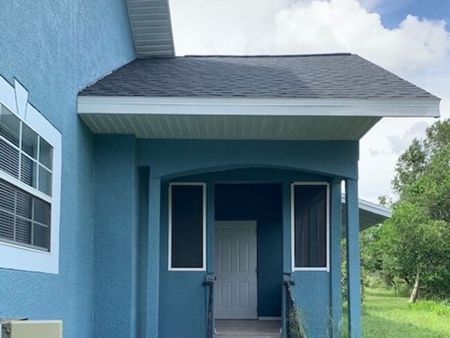 Building Photo - 2 Bed/2 Bath in Haines City - ready for im...