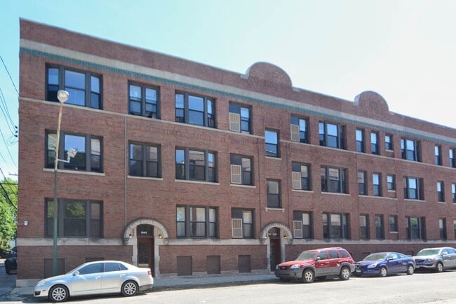 Building Photo - 3145 W Medill Ave