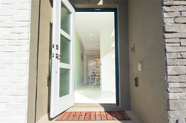 Foto del edificio - 2956 Protagonist St