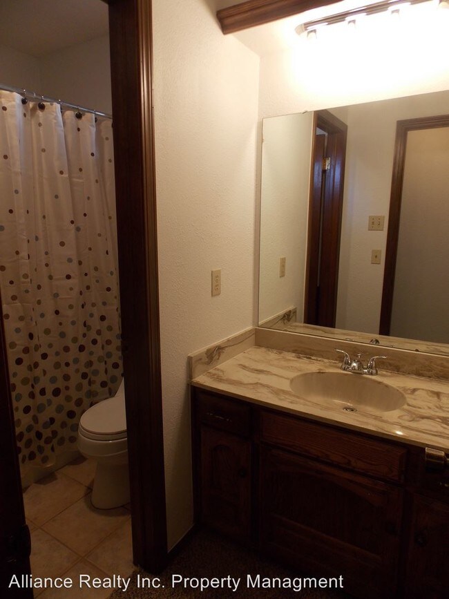 Foto del edificio - 10218 Fairfax Ln