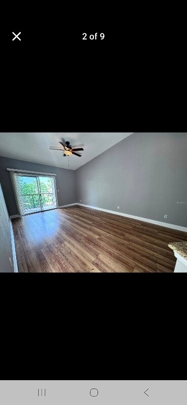 Foto del edificio - 1972 Lake Atriums Cir