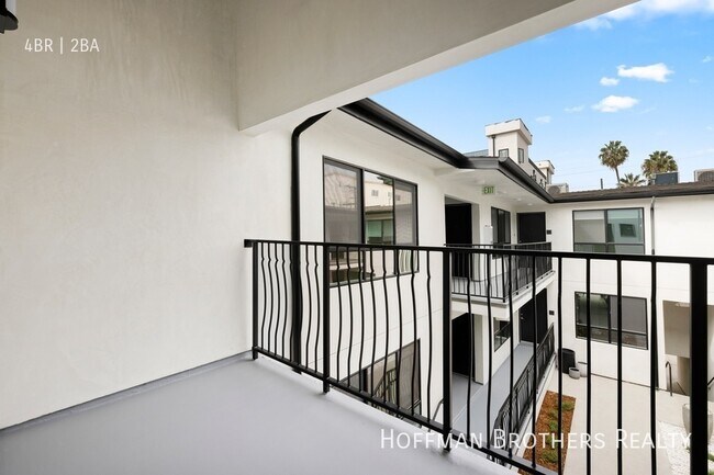 Foto del edificio - 845 S Sherbourne Dr