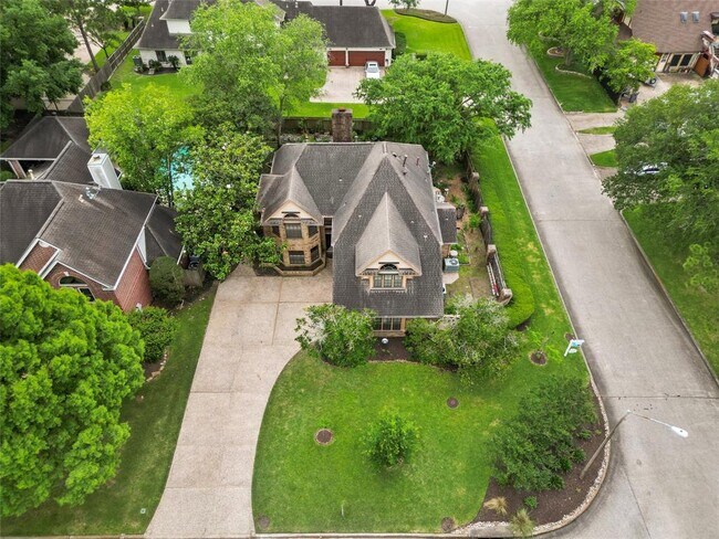 Building Photo - 3011 Sea Pines Pl