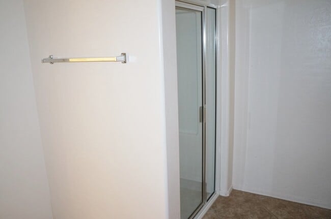 Building Photo - Charming condo in desirable Northwest Las Vegas near Sky Pointe