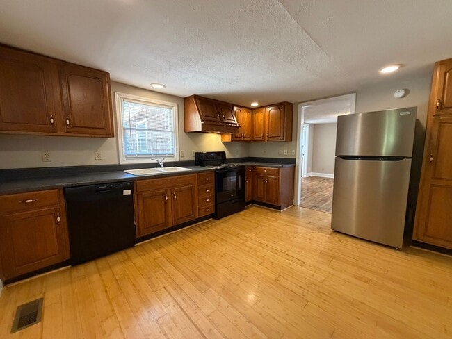 Photo - 1800 Timothy Rd House