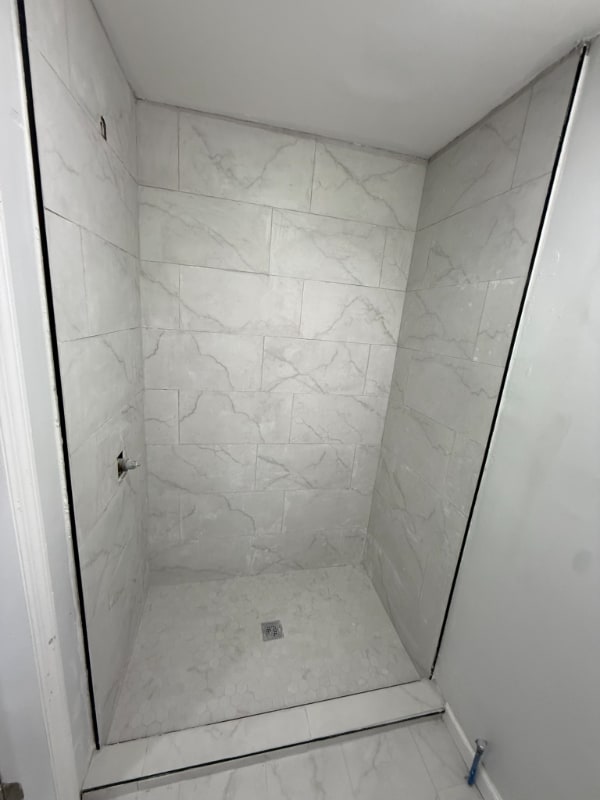 Building Photo - 729 S 10th St