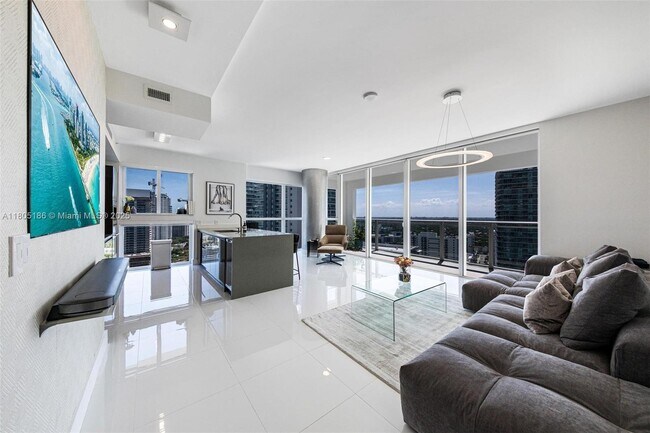 Building Photo - 1080 Brickell Ave