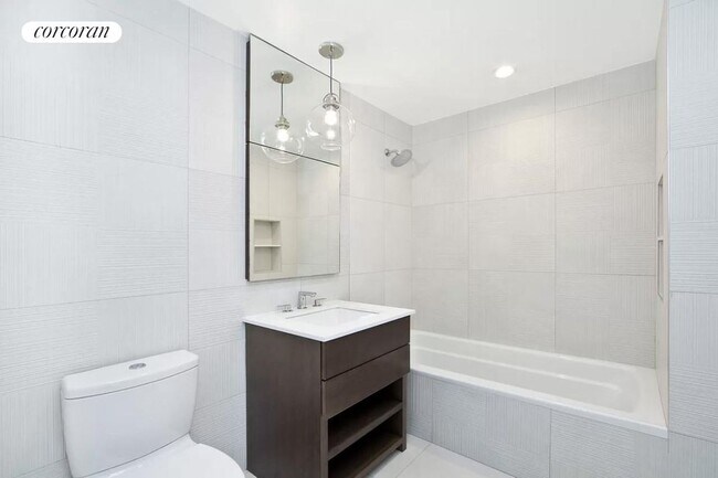Foto del edificio - 2100 Bedford Ave