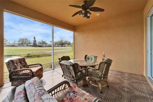 Foto del edificio - 970 Pembroke Point Way