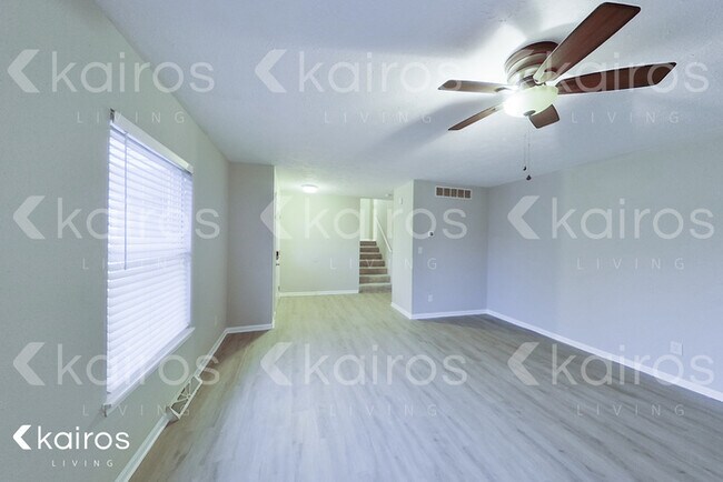 Building Photo - 1217 Everett Avenue