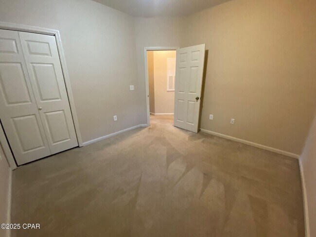 Foto del edificio - 1403 Baldwin Rowe Cir