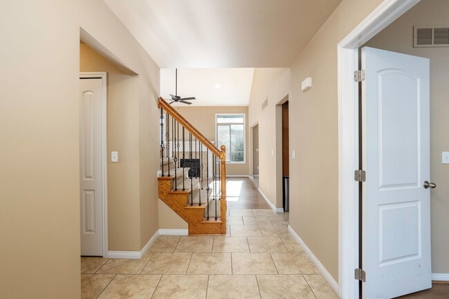 Building Photo - 29893 Trailwood Dr