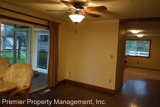 Foto del edificio - 13435 NE 119th St