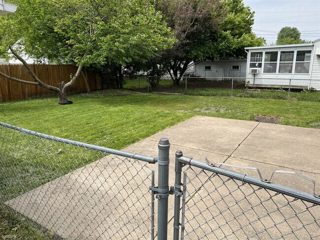 Building Photo - 2 br, 1 bath House - 1405 Hillary Avenue
