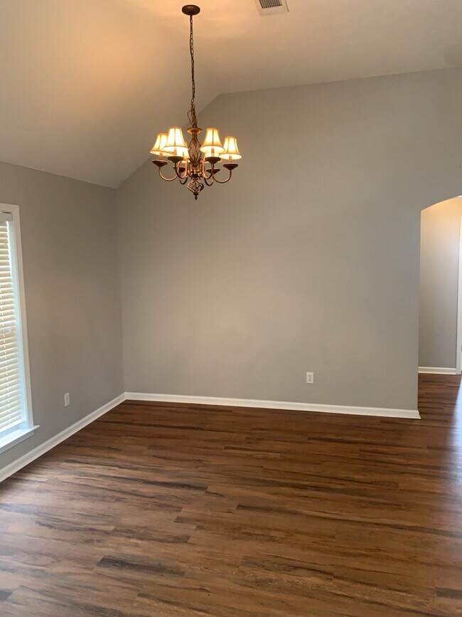 Foto del edificio - 106 Old Prestwick Ct