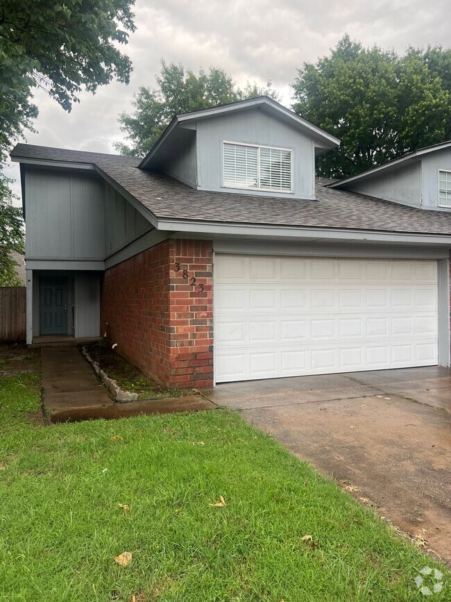 Building Photo - 3823 Quail Run Cir