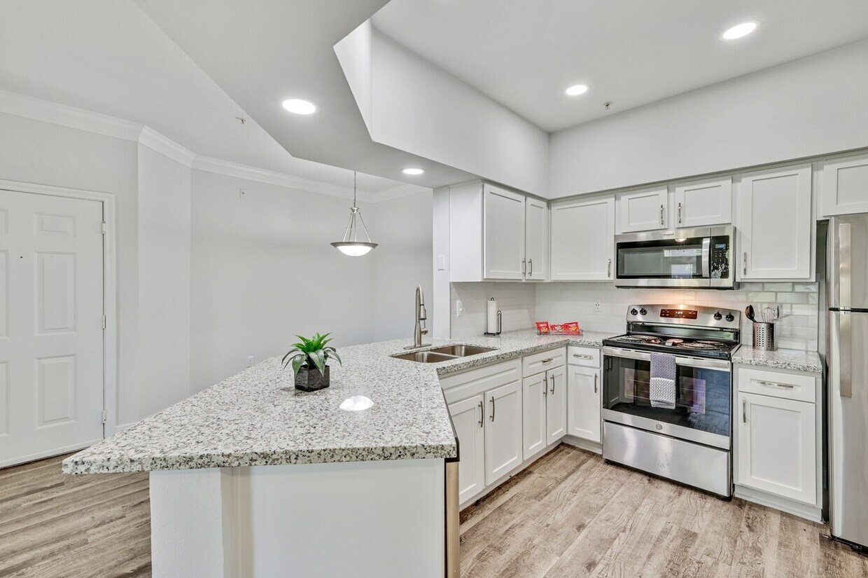 Foto principal - Start Your Lease with One Month On Us!