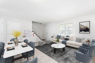 Building Photo - 217 E Washington St