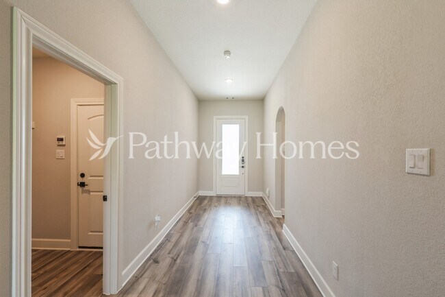 Foto del edificio - 1029 Sleepy Owl Ln