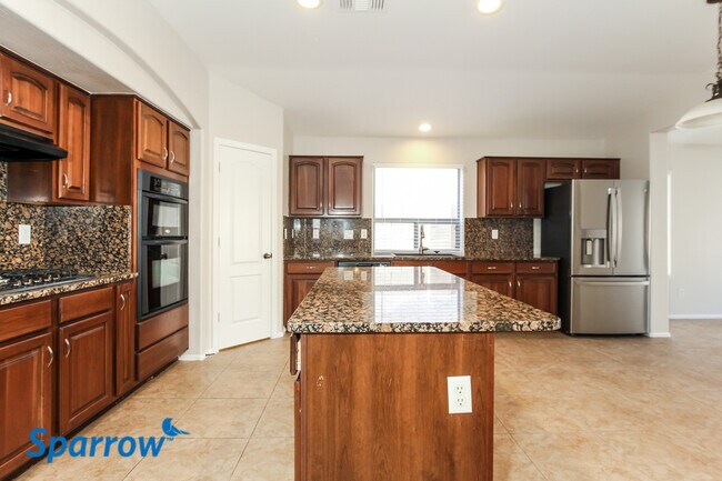 Foto del edificio - 16068 W WINSLOW Drive