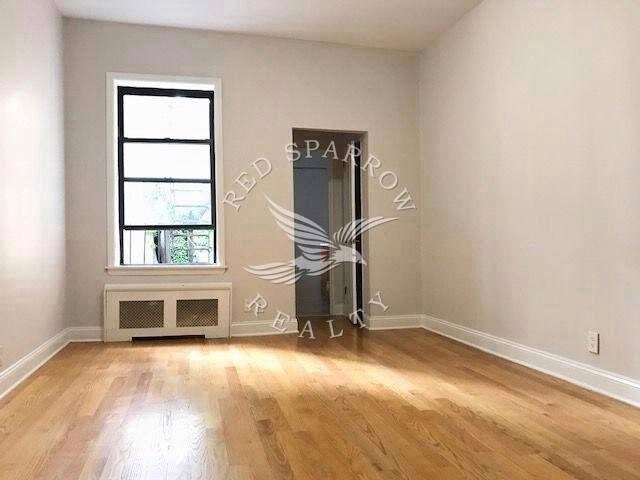 Primary Photo - 311 E 73rd St