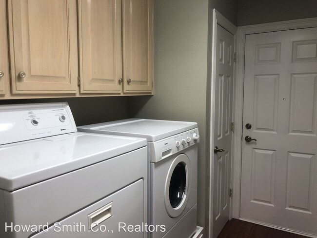 Foto del edificio - 3 br, 2 bath House - 10 Brennan Terrace