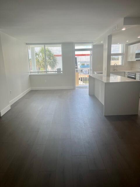 Building Photo - 108 Paradise Harbour Blvd