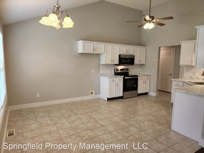 Foto del edificio - 3 br, 2 bath House - 5528 S Lexington